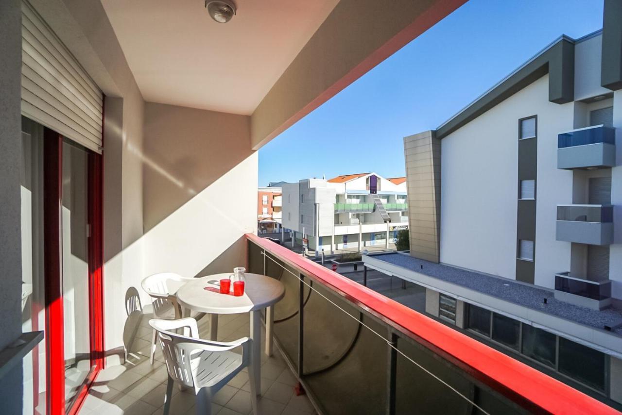 Condominio Clyo Bibione Exteriér fotografie
